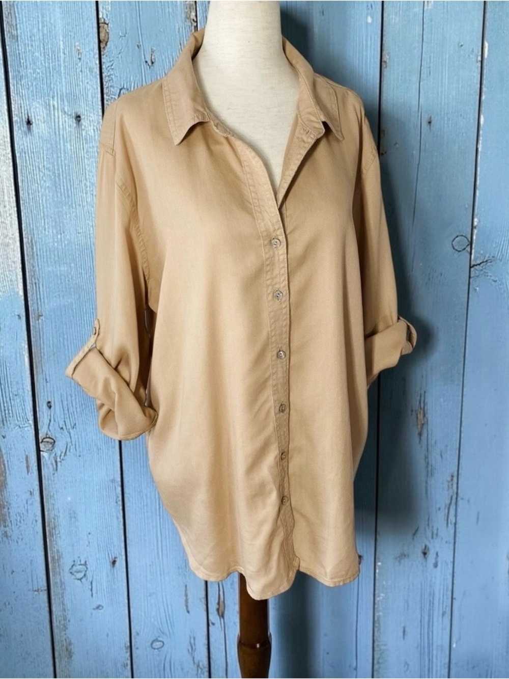 HESTER & ORCHARD Tan Tencel Blouse - Picture 2 of 8